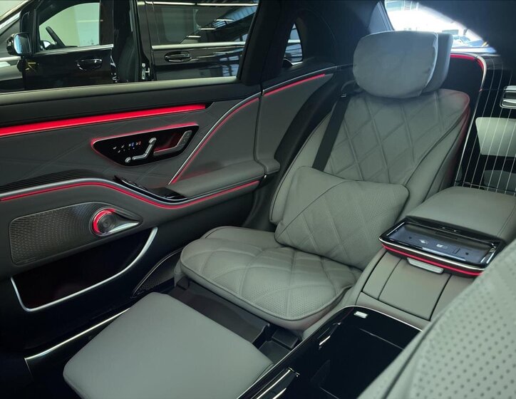 Mercedes-Benz Třídy S Ostatní 6,0 l 450 kw