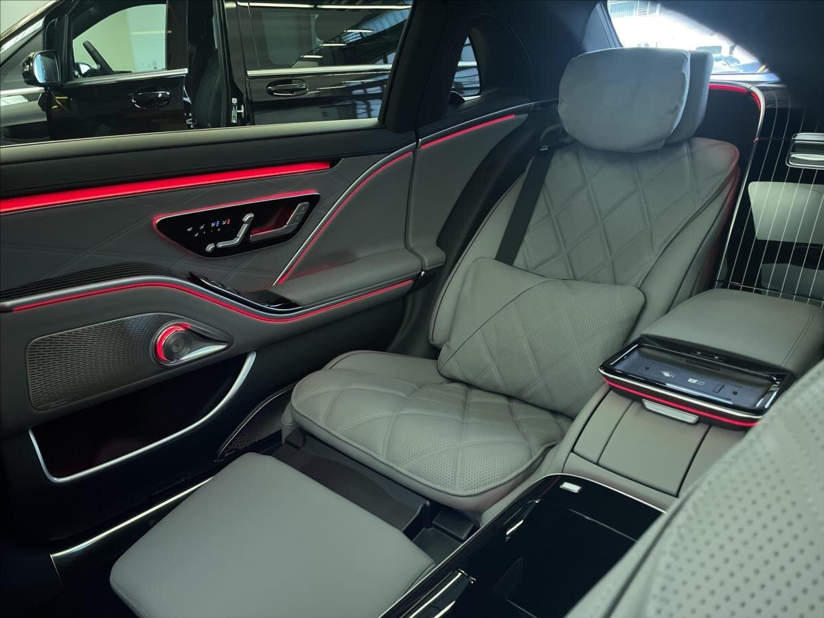 Mercedes-Benz Třídy S Ostatní 6,0 l 450 kw