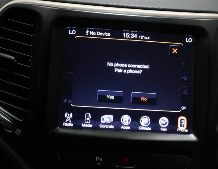 Jeep Cherokee SUV / Terénní 2,2 l 136 kw