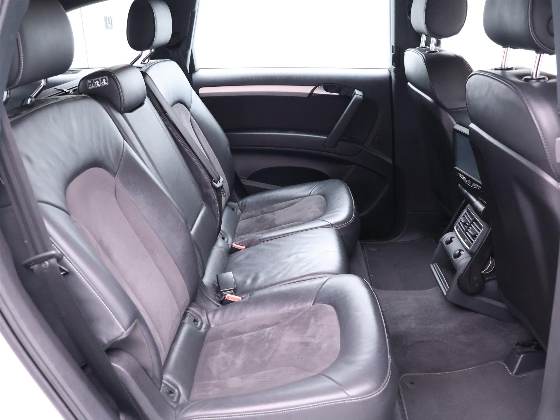 Audi Q7 SUV / Terénní 3,0 l 176 kw