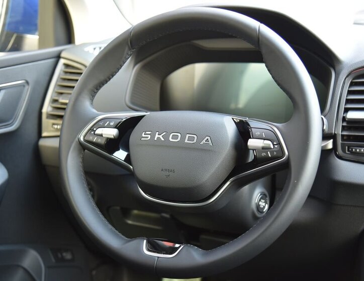 Škoda Karoq SUV 1,5 l 110 kw