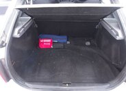 Hyundai Elantra Sedan 1,6 l 77 kw