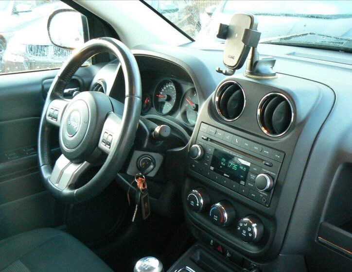 Jeep Compass SUV / Terénní 2,1 l 100 kw