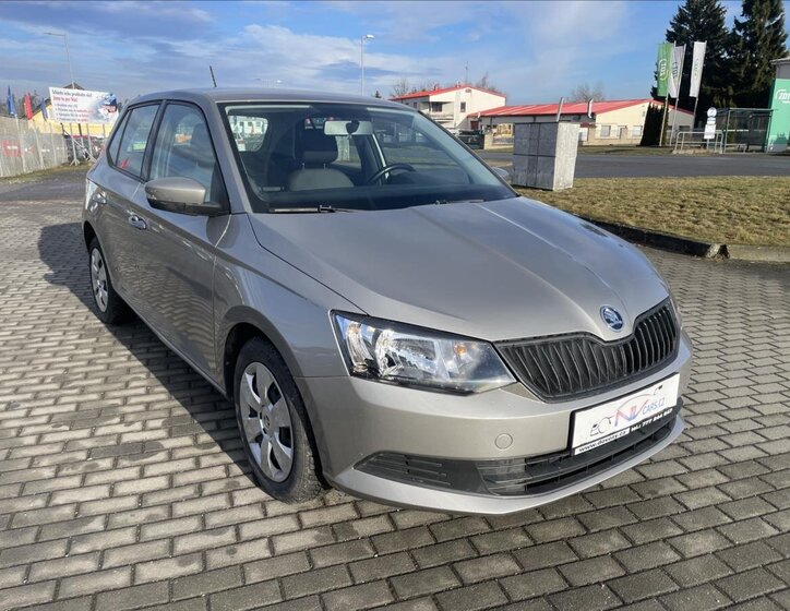 Škoda Fabia 32