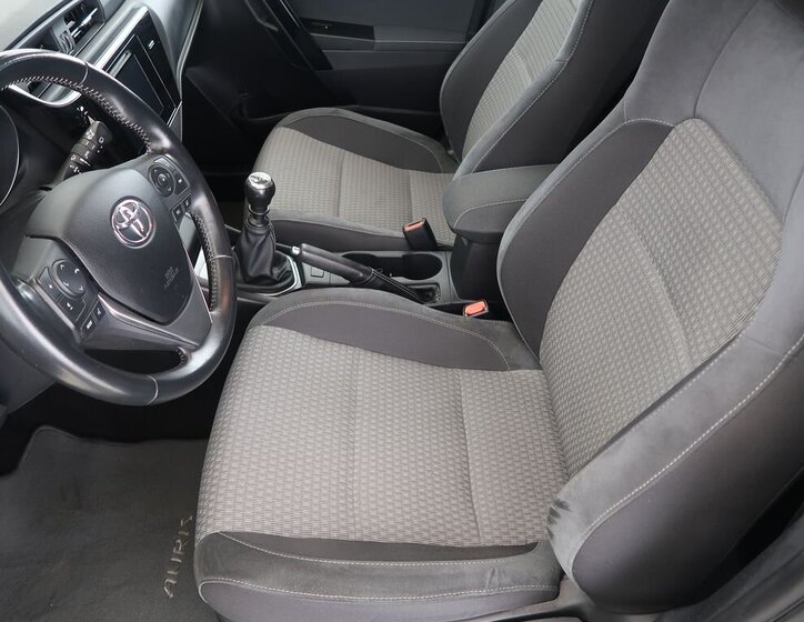 Toyota Auris Hatchback 1,6 l 97 kw