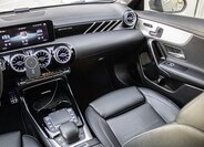 Mercedes-Benz CLA Kombi 2,0 l 321 kw