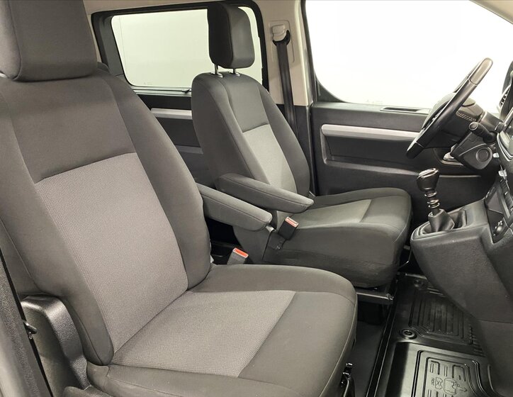 Toyota ProAce Verso 9