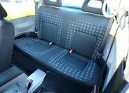 Volkswagen New Beetle 12