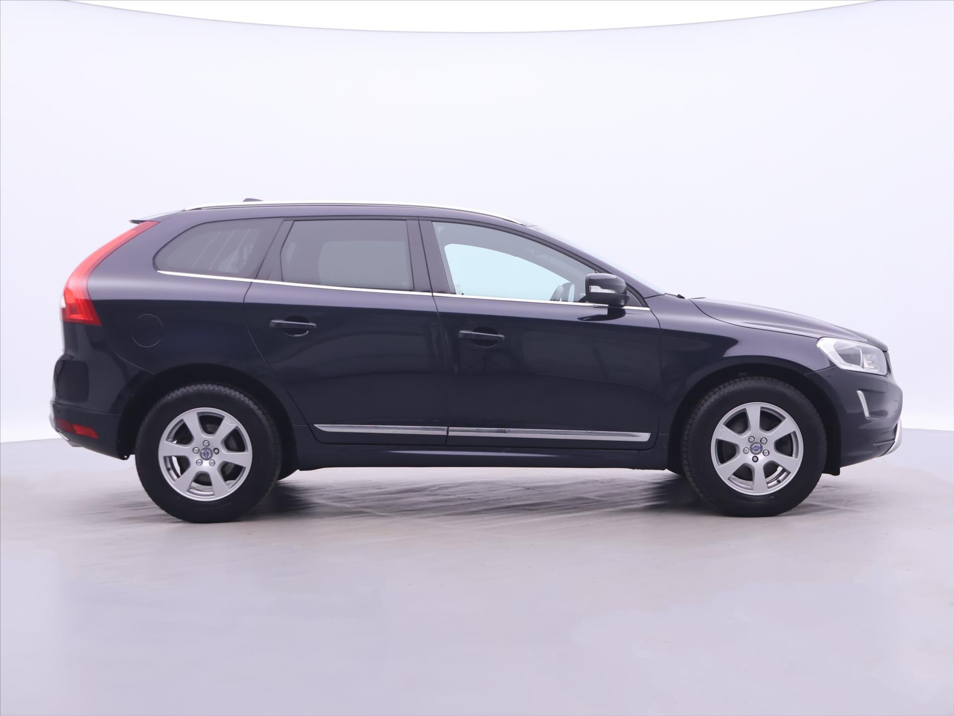 Volvo XC60 SUV 2,4 l 140 kw