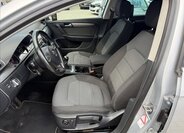 Volkswagen Passat 10