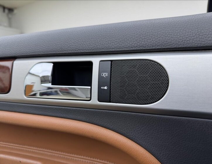 Volkswagen Touareg SUV / Terénní 3,0 l 165 kw