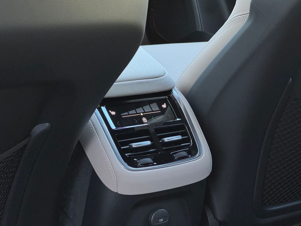 Volvo XC90 SUV / Terénní 2,0 l 335 kw