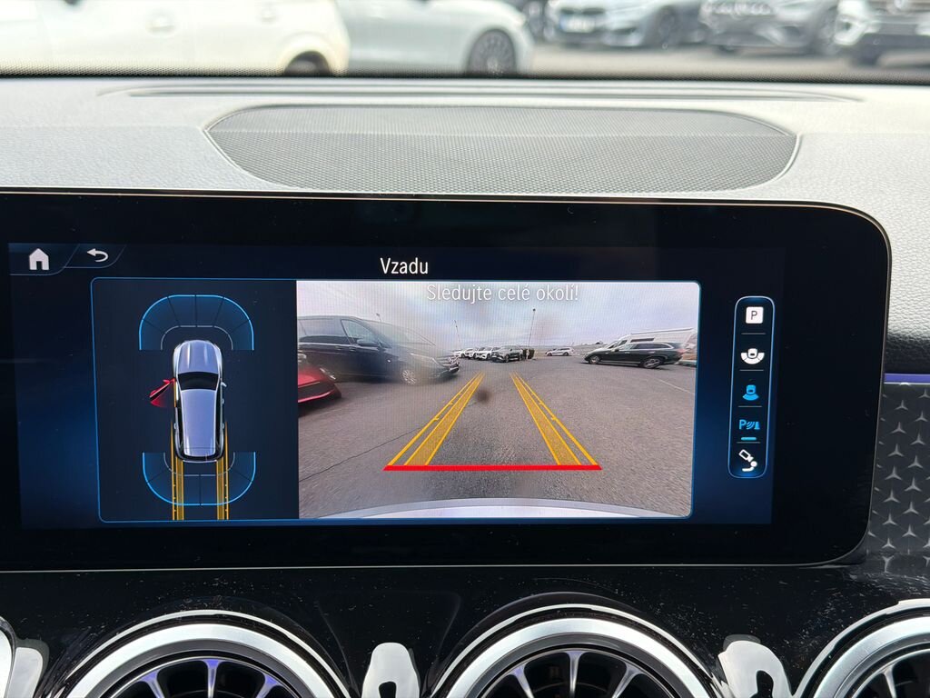 Mercedes-Benz GLB SUV / Terénní 2,0 l 110 kw