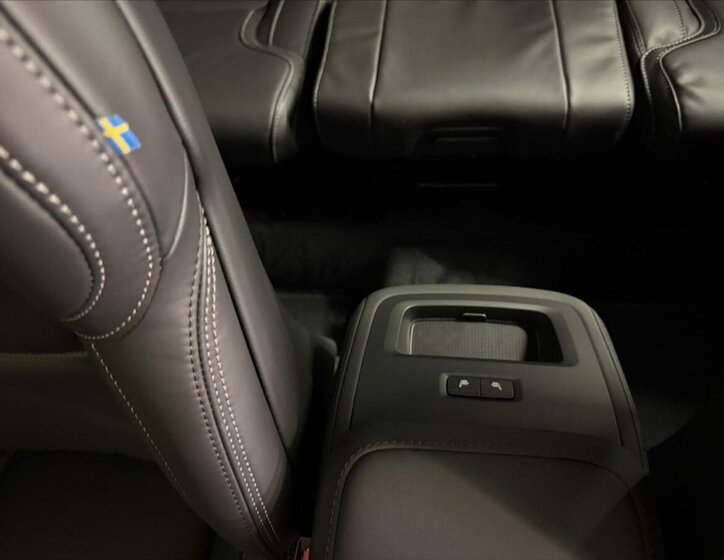 Volvo XC90 SUV / Terénní 2,0 l 184 kw