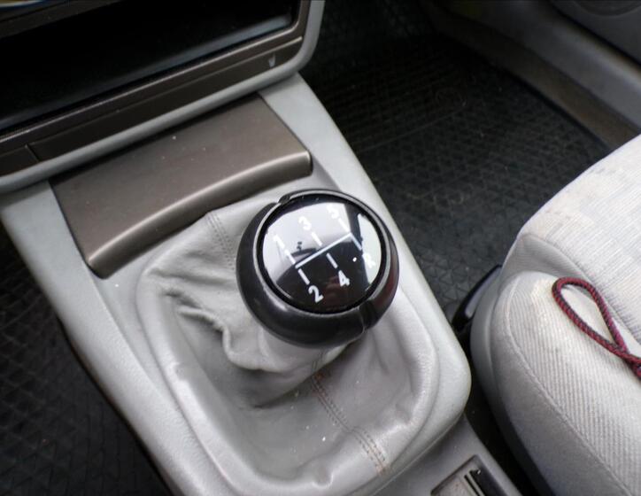 Volkswagen Passat 10