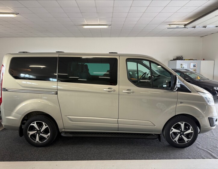 Ford Transit Custom 4