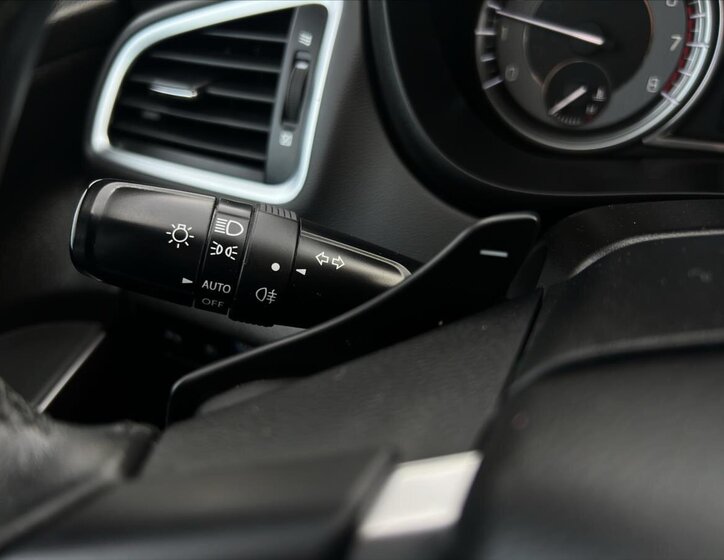 Suzuki S-Cross SUV / Terénní 1,5 l 75 kw