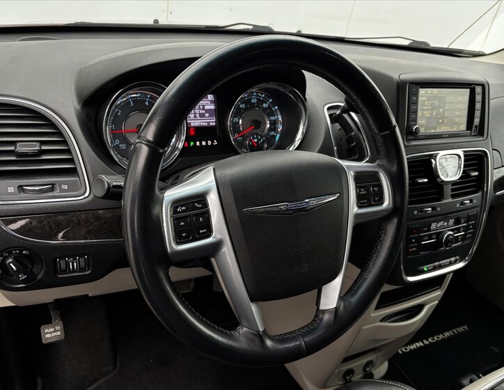 Chrysler Town & Country MPV 3,6 l 211 kw