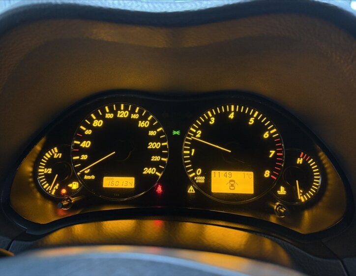 Toyota Avensis Liftback 1,8 l 95 kw