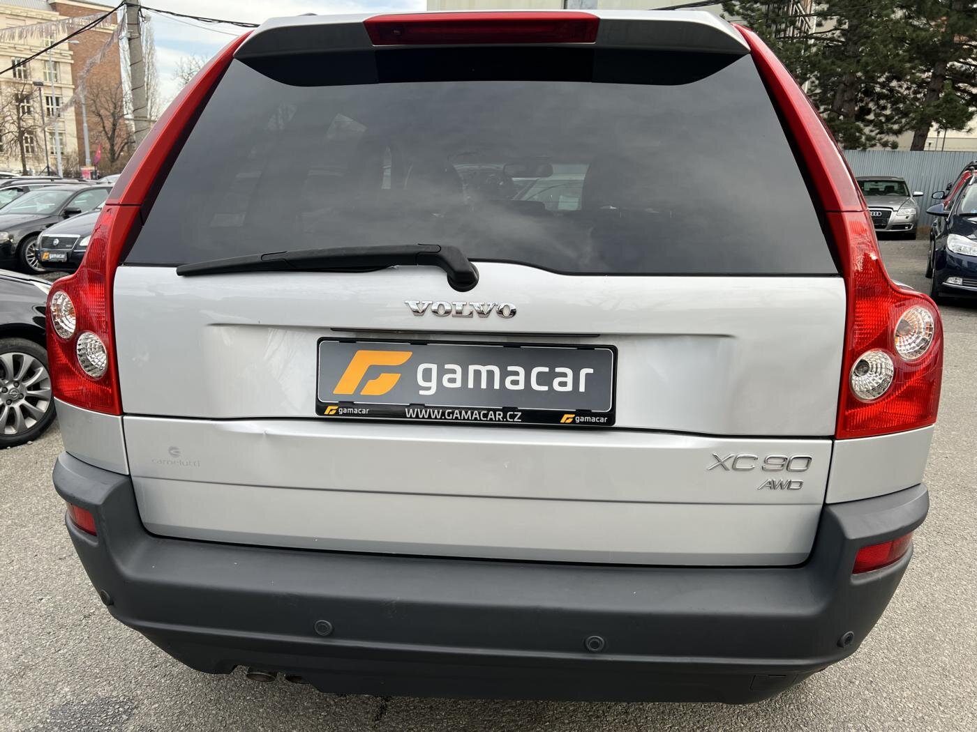 Volvo XC90 SUV / Terénní 2,4 l 120 kw