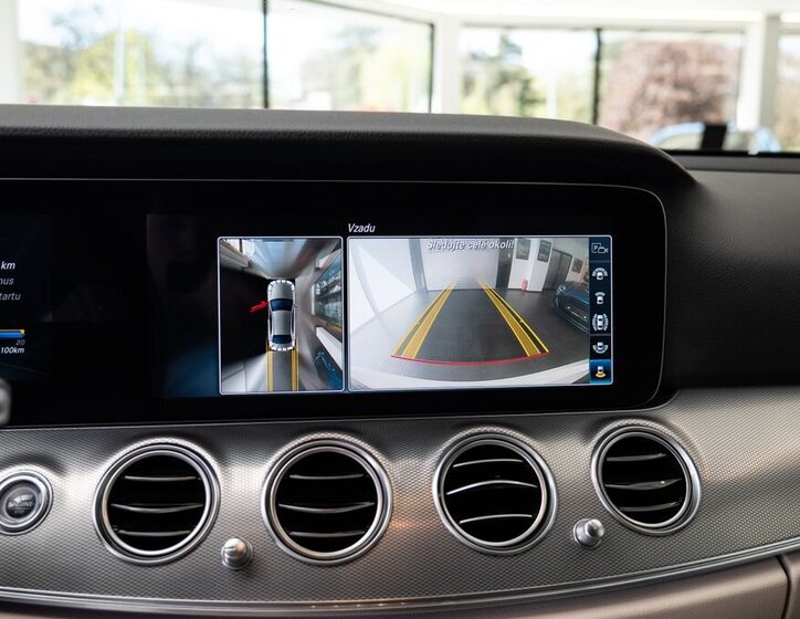 Mercedes-Benz Třídy E Sedan / Limuzína 2,0 l 145 kw