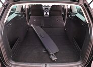 Volkswagen Passat Kombi 1,6 l 77 kw