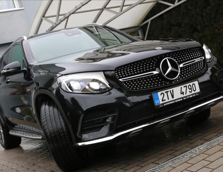 Mercedes-Benz GLC SUV / Terénní 3,0 l 270 kw