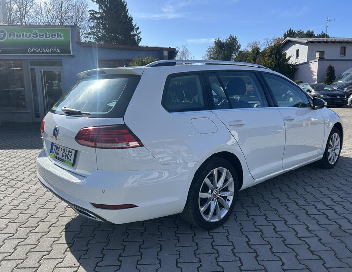 Volkswagen Golf Kombi 2,0 l 110 kw