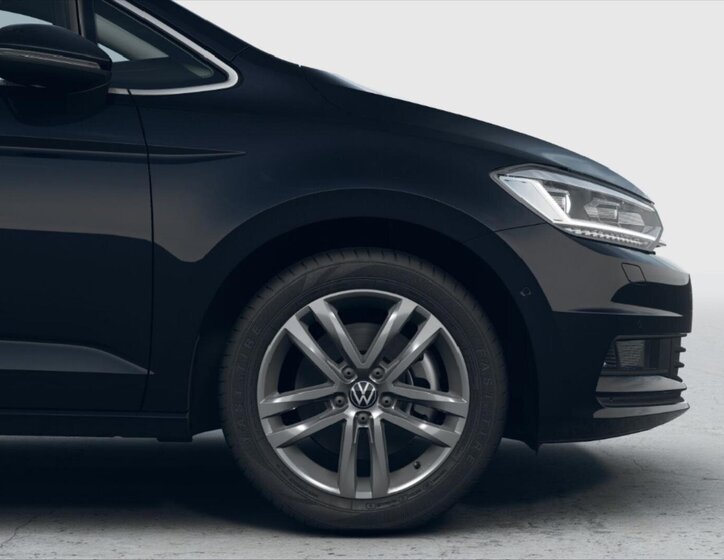 Volkswagen Touran MPV 1,5 l 110 kw