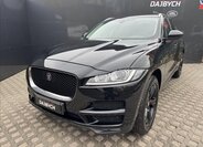 Jaguar F-Pace 2