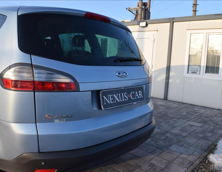 Ford S-MAX MPV 2,0 l 107 kw