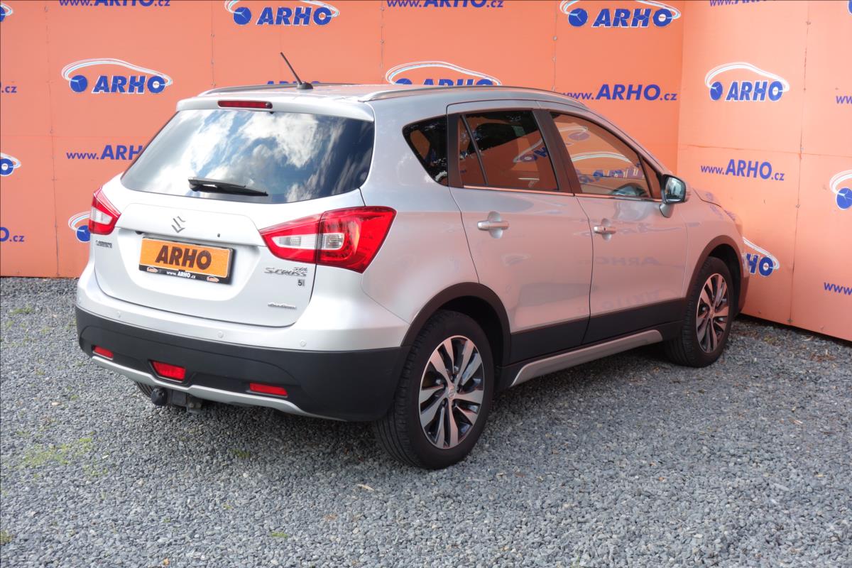 Suzuki S-Cross