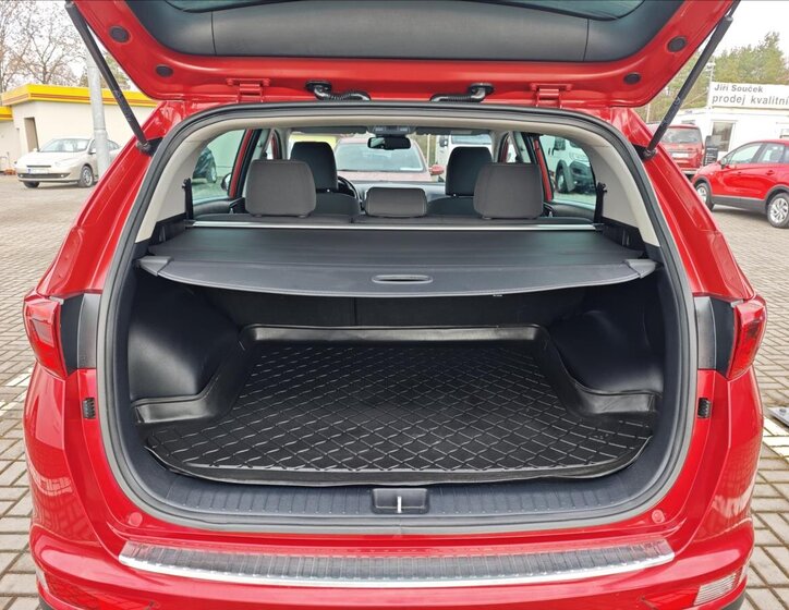 KIA Sportage Ostatní 2,0 l 136 kw