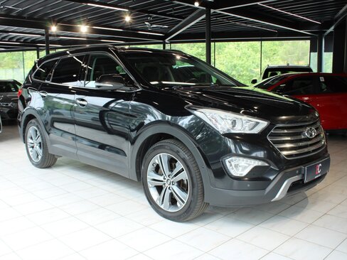 Hyundai Grand Santa Fe SUV / Terénní 2,2 l 147 kw