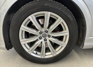 Audi SQ8 SUV 4,0 l 373 kw