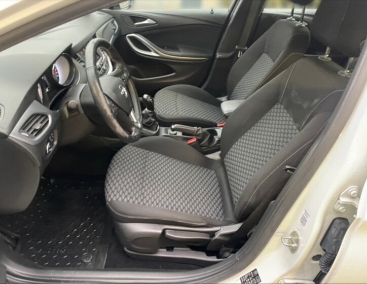 Opel Astra Kombi 1,5 l 77 kw