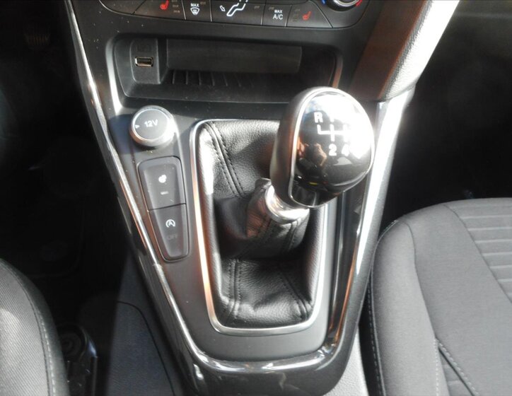 Ford Focus Kombi 999,0 92 kw