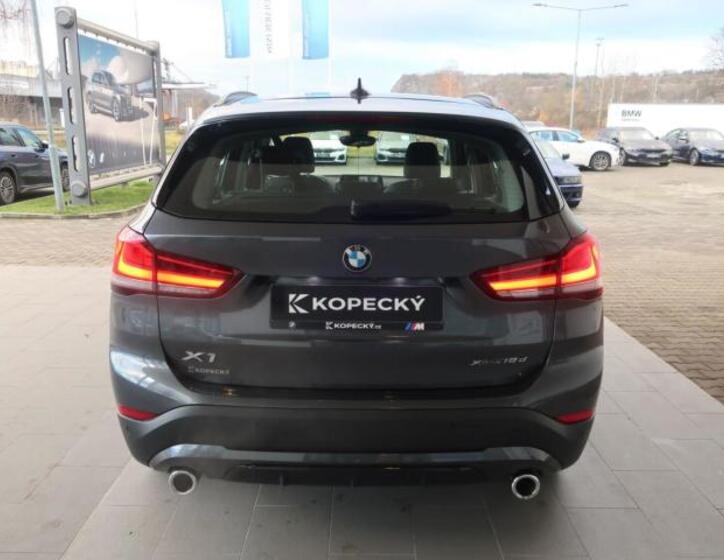 BMW X1 6