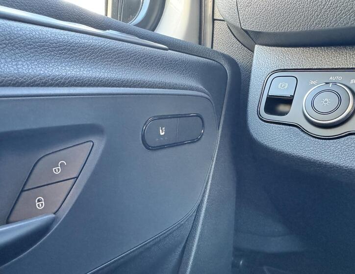 Mercedes-Benz Sprinter 15