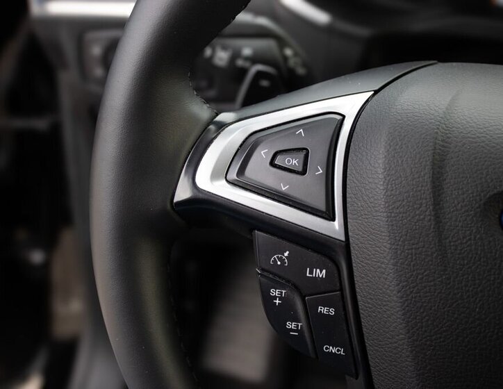 Ford S-MAX MPV 2,0 l 110 kw