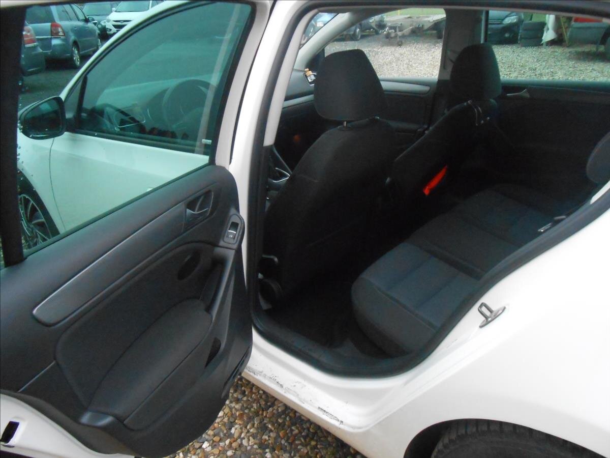 Volkswagen Golf Hatchback 1,2 l 63 kw