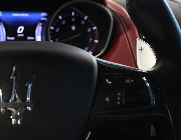 Maserati Levante SUV / Terénní 3,0 l 316 kw