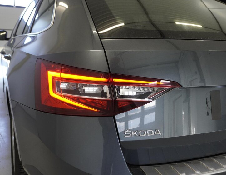 Škoda Superb Kombi 1,5 l 110 kw