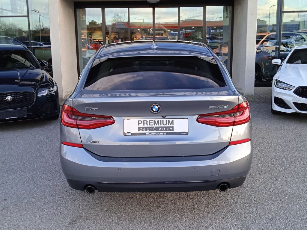 BMW Řada 6 Sedan / Limuzína 3,0 l 195 kw