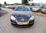 Volkswagen Jetta Sedan 1,4 l 90 kw