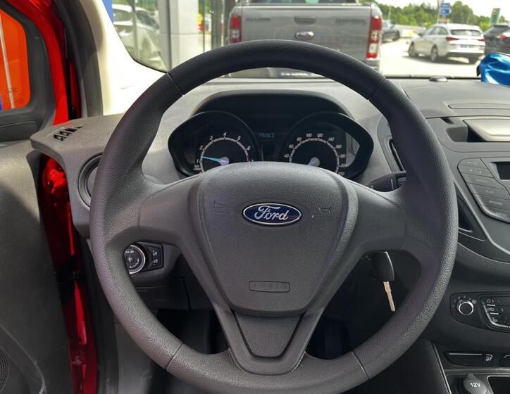 Ford Transit Courier 16