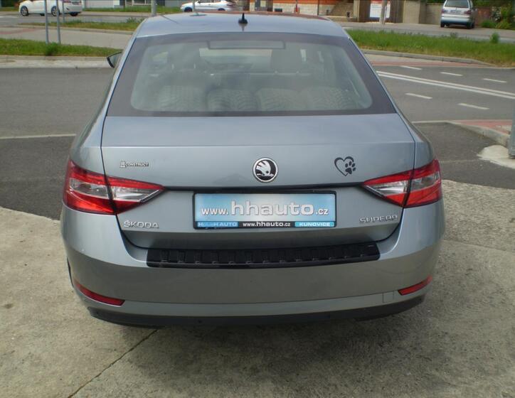 Škoda Superb 5