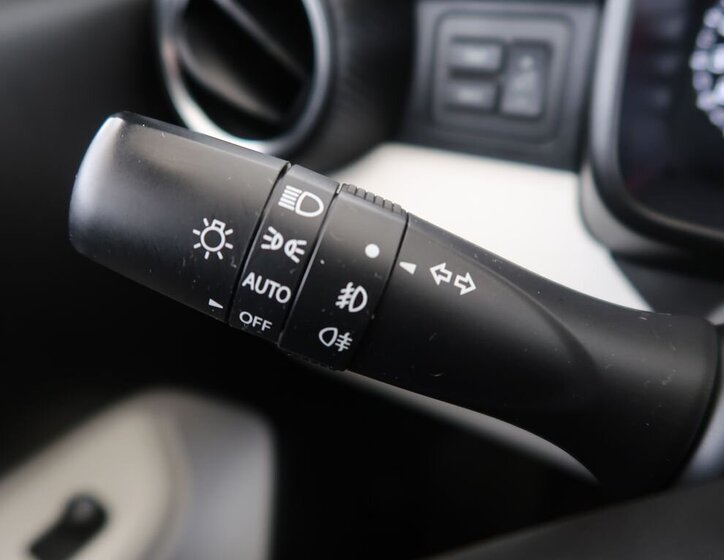 Suzuki Ignis SUV 1,2 l 66 kw