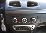 Renault Fluence 15