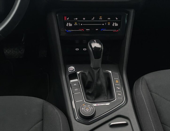 Volkswagen Tiguan 12